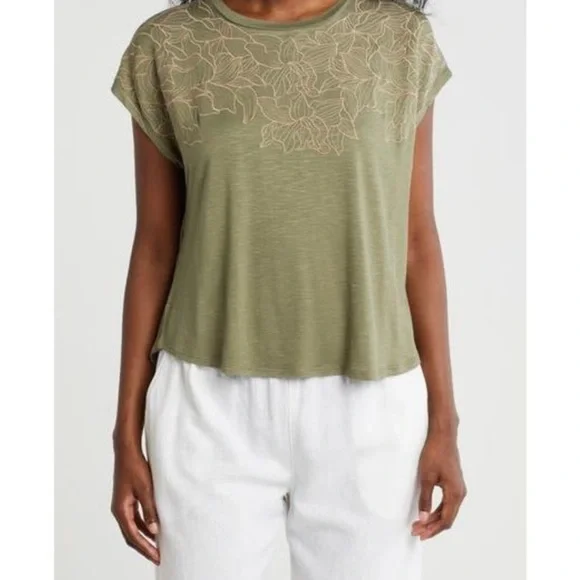 NWT Adrianna Papell Floral Embroidered Short Sleeve shirt - Picture 4 of 6